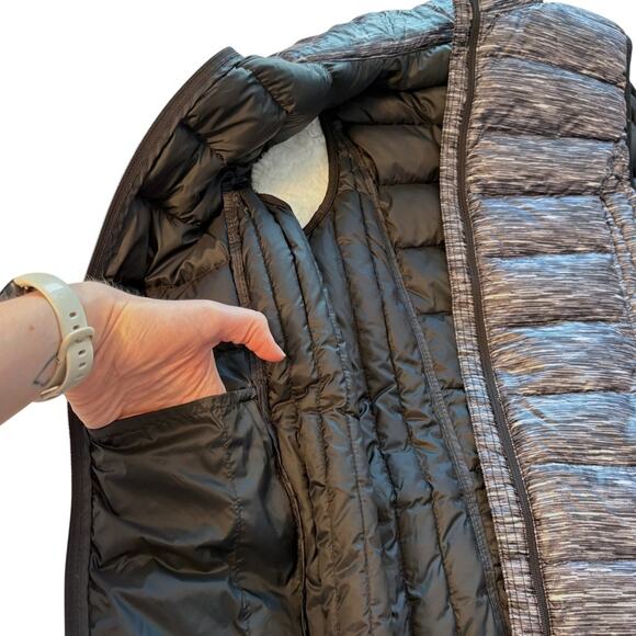 32 Degrees Gray Black Puffer Vest - Medium - Pockets, Outdoor Transitionsl - Picture 9 of 9